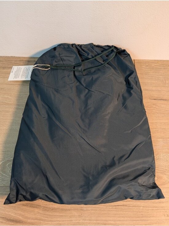 RARE Lacoste 2 In 1 2in1 100% Recycle Backpack With Pouch  Green Polyester Bag